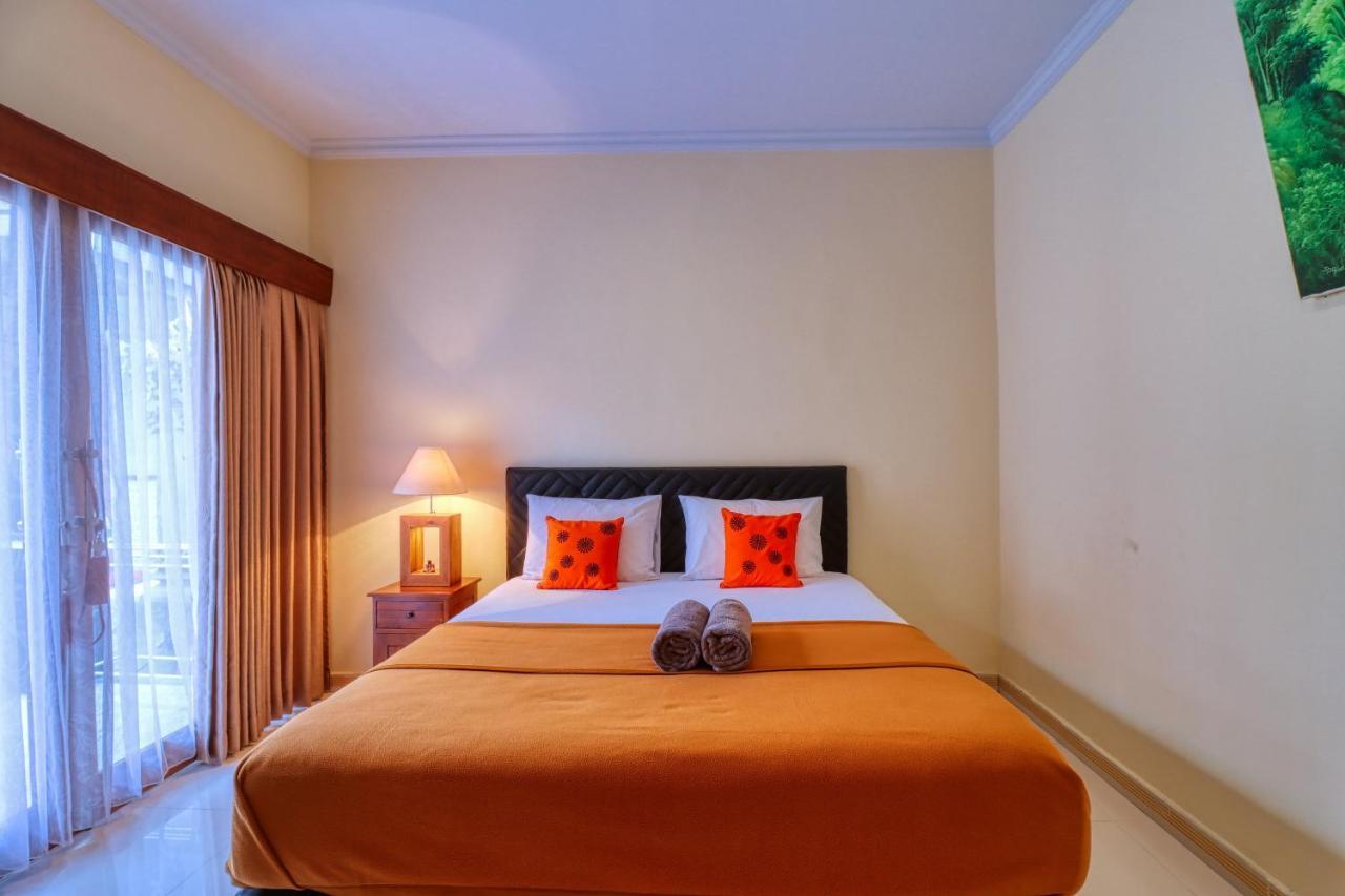 Nibugi Guest House Toyapakeh エクステリア 写真