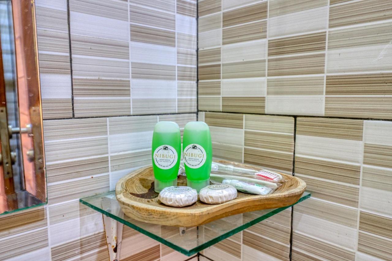 Nibugi Guest House Toyapakeh エクステリア 写真